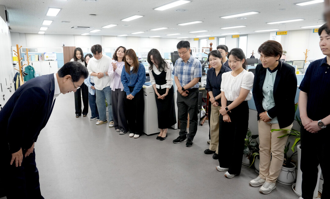 김영록 전남지사 "길을 만들...