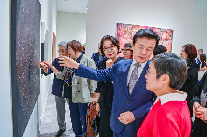진주시립이성자미술관, 여성작가 9인전...