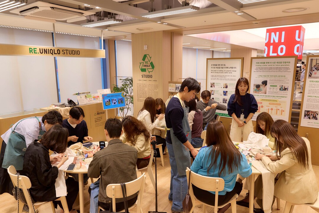 유니클로, 고객 참여형 의류 수선 확...